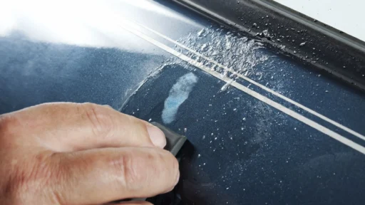 How to remove deep scratch from car at home