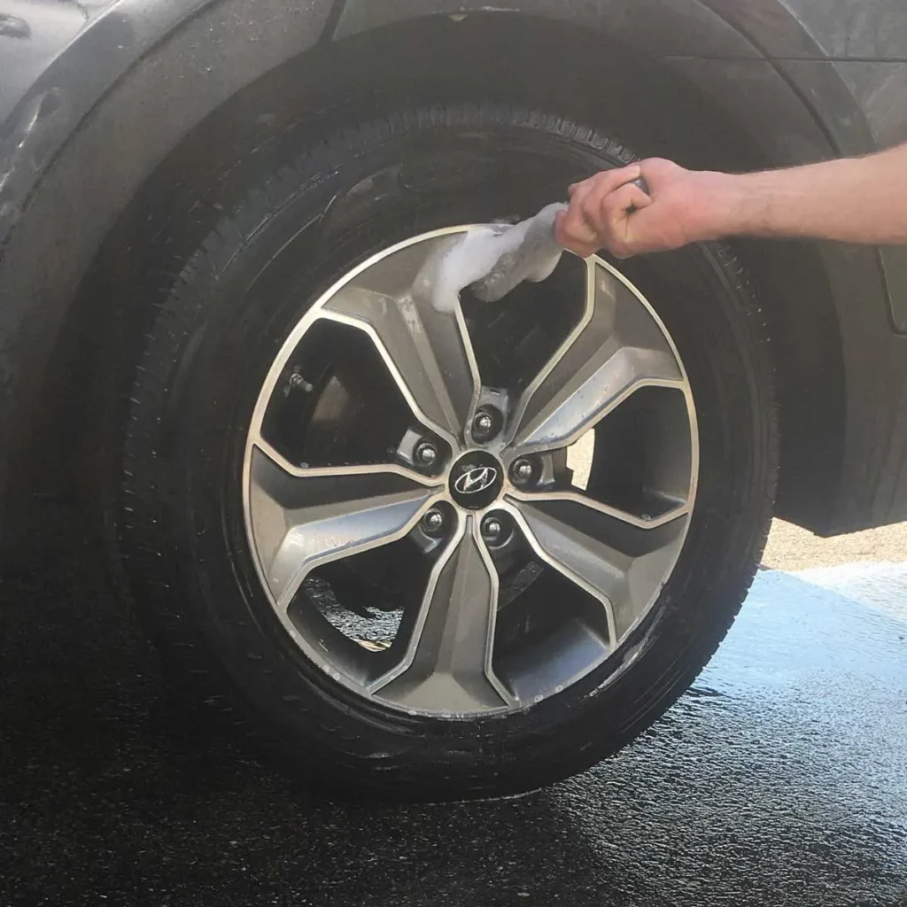 How to clean tires with household products